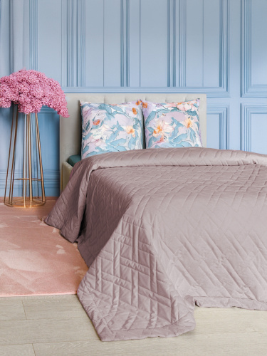 Покрывало GRANDE ADRIA LATTE 240х260 от DECOR MAGIC