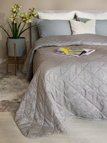 Покрывало стёганое MIDI AIRY SILVER 210x240 от DECOR MAGIC